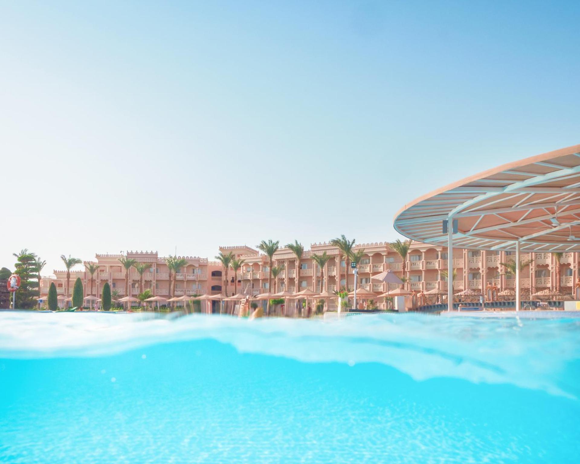 אתר נופש Pickalbatros Palace - Aqua Park